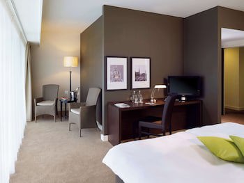 Lindner Hotel Antwerp, Part Of Jdv By Hyatt