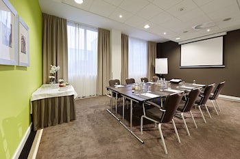 Lindner Hotel Antwerp, Part Of Jdv By Hyatt
