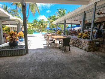 The Palms At Pelican Cove