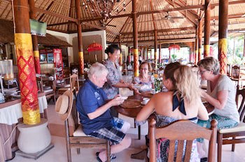 Aneka Lovina Villas And Spa