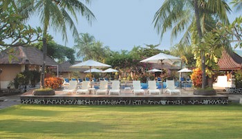 Aneka Lovina Villas And Spa