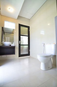 Aneka Lovina Villas And Spa
