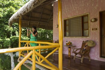 Chicanna Ecovillage