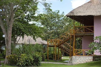 Chicanna Ecovillage