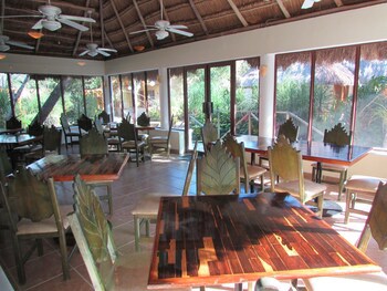 Chicanna Ecovillage