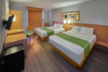 City Express By Marriott Celaya Parque