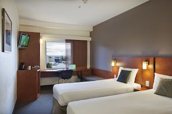 Ibis Hamilton Tainui