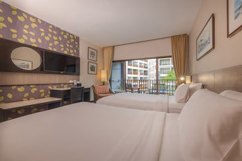 Deevana Plaza Phuket