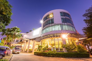 Deevana Plaza Phuket