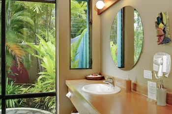 Alma Del Pacifico Beach Hotel & Spa