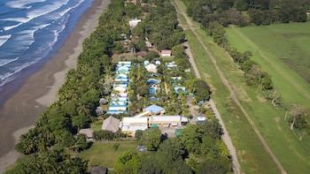 Alma Del Pacifico Beach Hotel & Spa