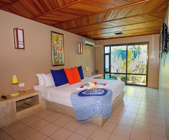 Alma Del Pacifico Beach Hotel & Spa