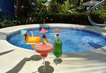Alma Del Pacifico Beach Hotel & Spa