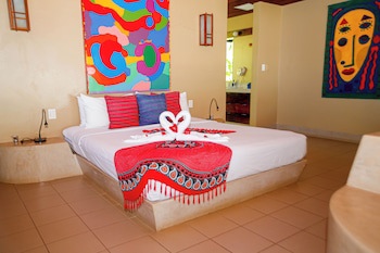Alma Del Pacifico Beach Hotel & Spa