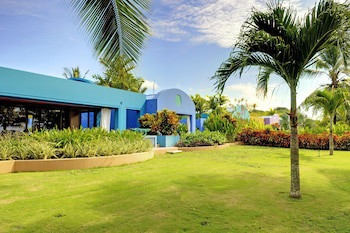 Alma Del Pacifico Beach Hotel & Spa