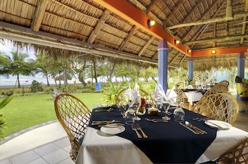 Alma Del Pacifico Beach Hotel & Spa
