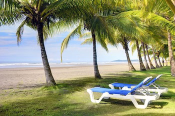 Alma Del Pacifico Beach Hotel & Spa