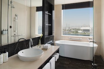 InterContinental Dubai Festival City by IHG galeri fotoğrafı