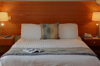 Best Western Bristol North The Gables Hotel