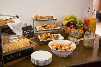 Best Western Bristol North The Gables Hotel