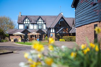 Best Western Bristol North The Gables Hotel