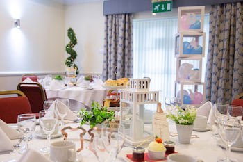 Best Western Bristol North The Gables Hotel