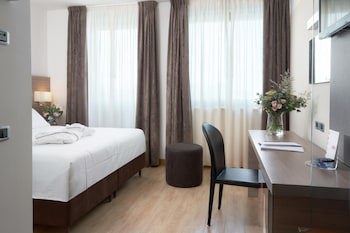 Hotel Omnia galeri fotoğrafı