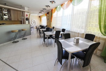 Zirka Hotel