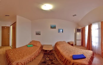 Zirka Hotel