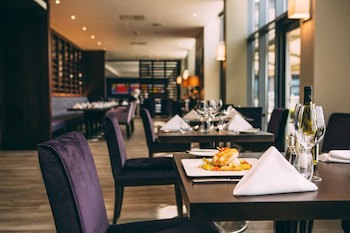 Radisson Blu Waterfront Hotel, Jersey