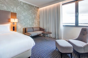 Radisson Blu Waterfront Hotel, Jersey