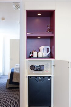 Radisson Blu Waterfront Hotel, Jersey