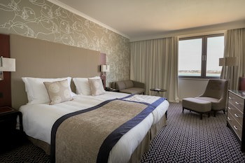 Radisson Blu Waterfront Hotel, Jersey