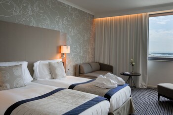 Radisson Blu Waterfront Hotel, Jersey