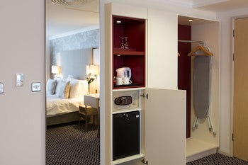 Radisson Blu Waterfront Hotel, Jersey