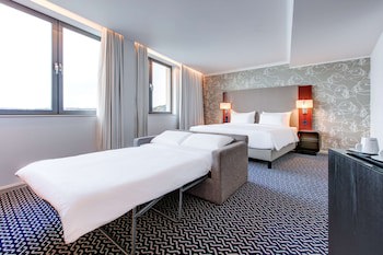 Radisson Blu Waterfront Hotel, Jersey