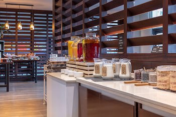 Radisson Blu Waterfront Hotel, Jersey