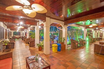 Hotel Villas Lirio
