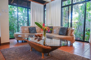Hotel Villas Lirio