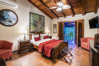 Hotel Villas Lirio