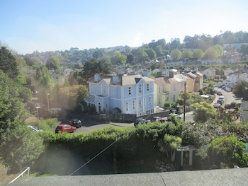 Ashwood Grange Hotel - B&B