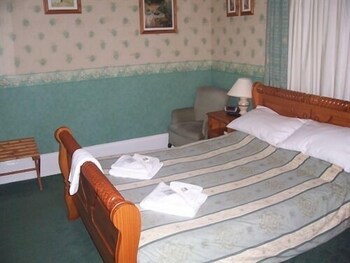 Ashwood Grange Hotel - B&B