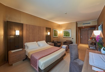 T Hotel Lamezia galeri fotoğrafı