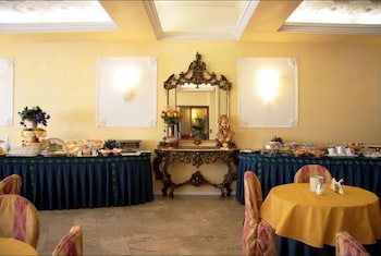 Hotel Continentale fotoğrafı