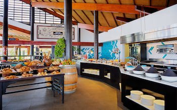 Radisson Blu Resort Fiji Denarau Island