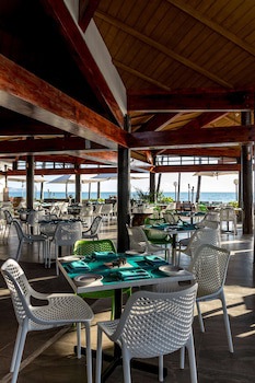 Radisson Blu Resort Fiji Denarau Island