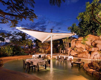 Radisson Blu Resort Fiji Denarau Island