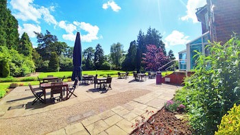 Burn Hall Hotel