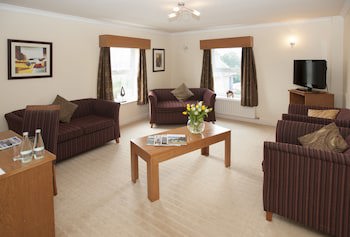 Burn Hall Hotel