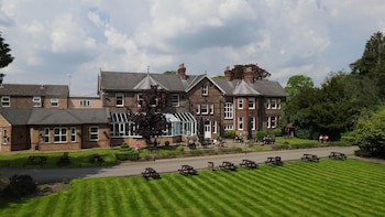 Burn Hall Hotel
